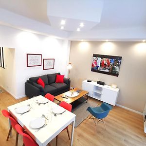 Appartement à 2 Chambres à Coucher