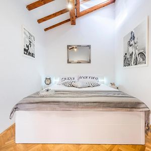 Beach Lapad Apartment Villa Tolja