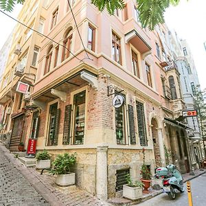 No 8 Galata