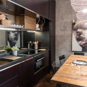Ponte Vecchio Luxury And Stylish Apartment