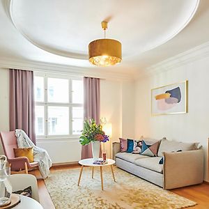 Palace Dlouha Apartments - Old Town