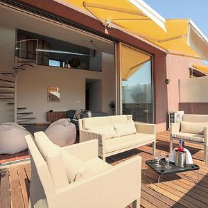 Sunny Loft In Downtown Porto With Private Parking