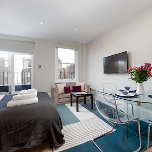 Capital Sloane Street Studio With Balcony