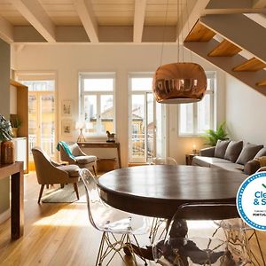EXEC T2: Penthouse R. do Comércio newly re-listed