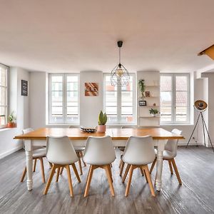 Appartement à 3 Chambres à Coucher