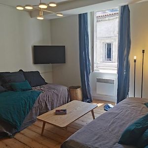 Appartement à 2 Chambres à Coucher