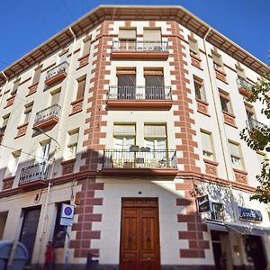 Historic Apartment By Mercado Central By Nras