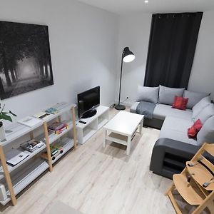 Appartement à 3 Chambres à Coucher