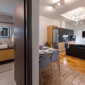 Modern 5Bd Apartment In The Heart Of Athens