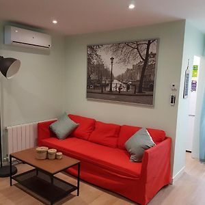 Appartement à 3 Chambres à Coucher