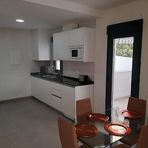 New Apartment In The Center-Terrace & Free Parking