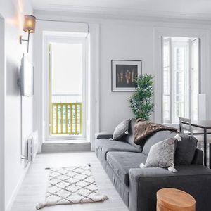 Appartement à 3 Chambres à Coucher