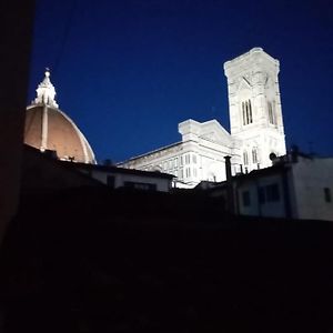 Guesthost - Duomo View Anna'S Apartment