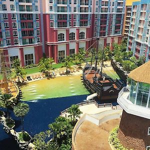 Grande Caribbean Condo By Somphong