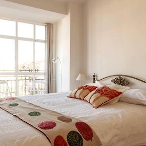 Appartement à 3 Chambres à Coucher