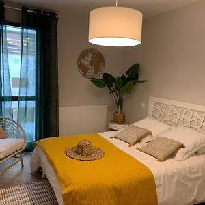 Appartement à 3 Chambres à Coucher
