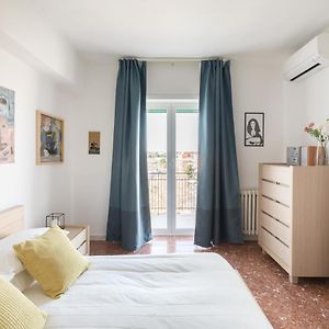 Appartement à 3 Chambres à Coucher