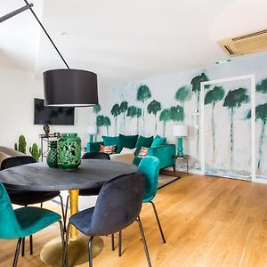 Appartement à 3 Chambres à Coucher