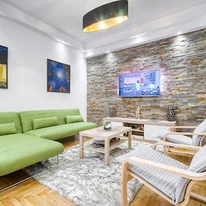 Appartement avec 1 chambre(s) de 73 m² et 1 salle(s) de bains privée(s) à Victoria