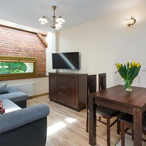 Appartement à 2 Chambres à Coucher