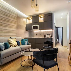 Appartement à 2 Chambres à Coucher