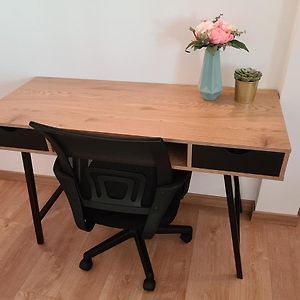 Le Christina T2 climatisé avec parking et Wifi