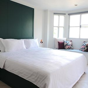 Appartement à 3 Chambres à Coucher