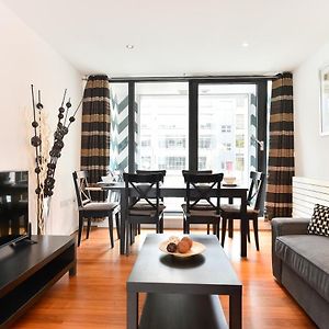 Appartement à 3 Chambres à Coucher