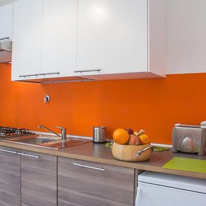 Appartement à 2 Chambres à Coucher
