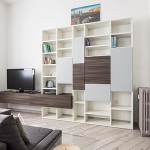 Spacious Retreat Steps From Lambrate Metro- Via Pacini