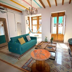 Appartement à 3 Chambres à Coucher