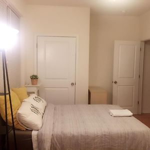 Chambre Budgétée Lit King-Size