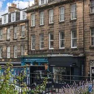 Newly Refurbished City Centre Chic Pad