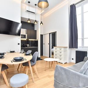 Appartement à 2 Chambres à Coucher