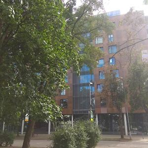 Slucko Central Studio Apartment Near River