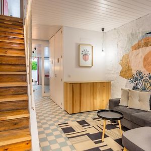 Victoria Studios @ Clérigos