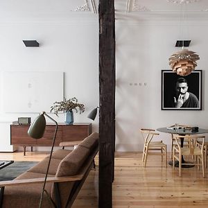 Appartement à 2 Chambres à Coucher