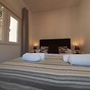 The Yellow Corner Apartment