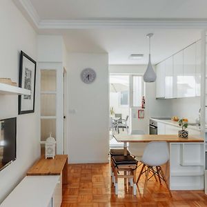 Esm Rental - Palmela'S Romantic Terrace