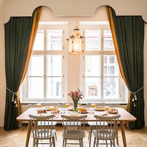 Appartement à 3 Chambres à Coucher