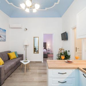 Old Town Top Spot Apartments