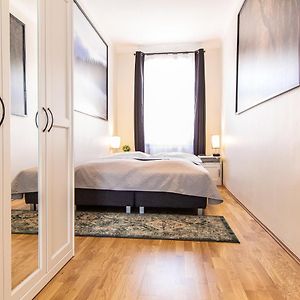 Appartement à 2 Chambres à Coucher