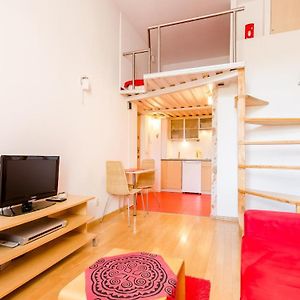 Central Krak Apartments - Studios