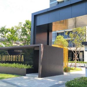 Andromeda Seaview Condo Near Beach