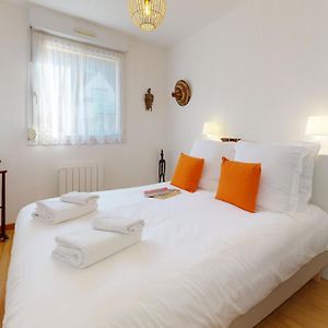 Appartement à 3 Chambres à Coucher
