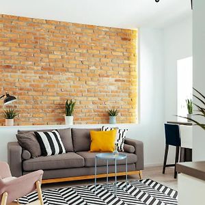 Appartement à 2 Chambres à Coucher