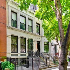 Studio Flat In The Heart Of Downtown Chicago