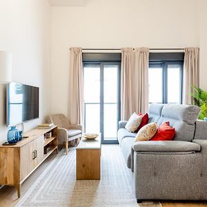 Appartement à 2 Chambres à Coucher
