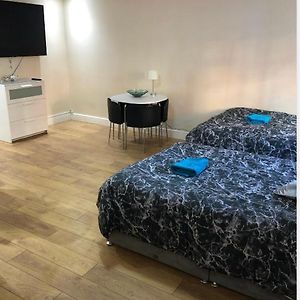 Big Room Rusholme With Tv And Private Bathroom-Parking&Wifi