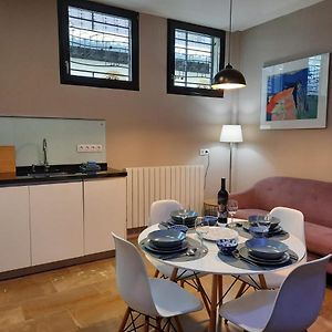 Appartement à 2 Chambres à Coucher